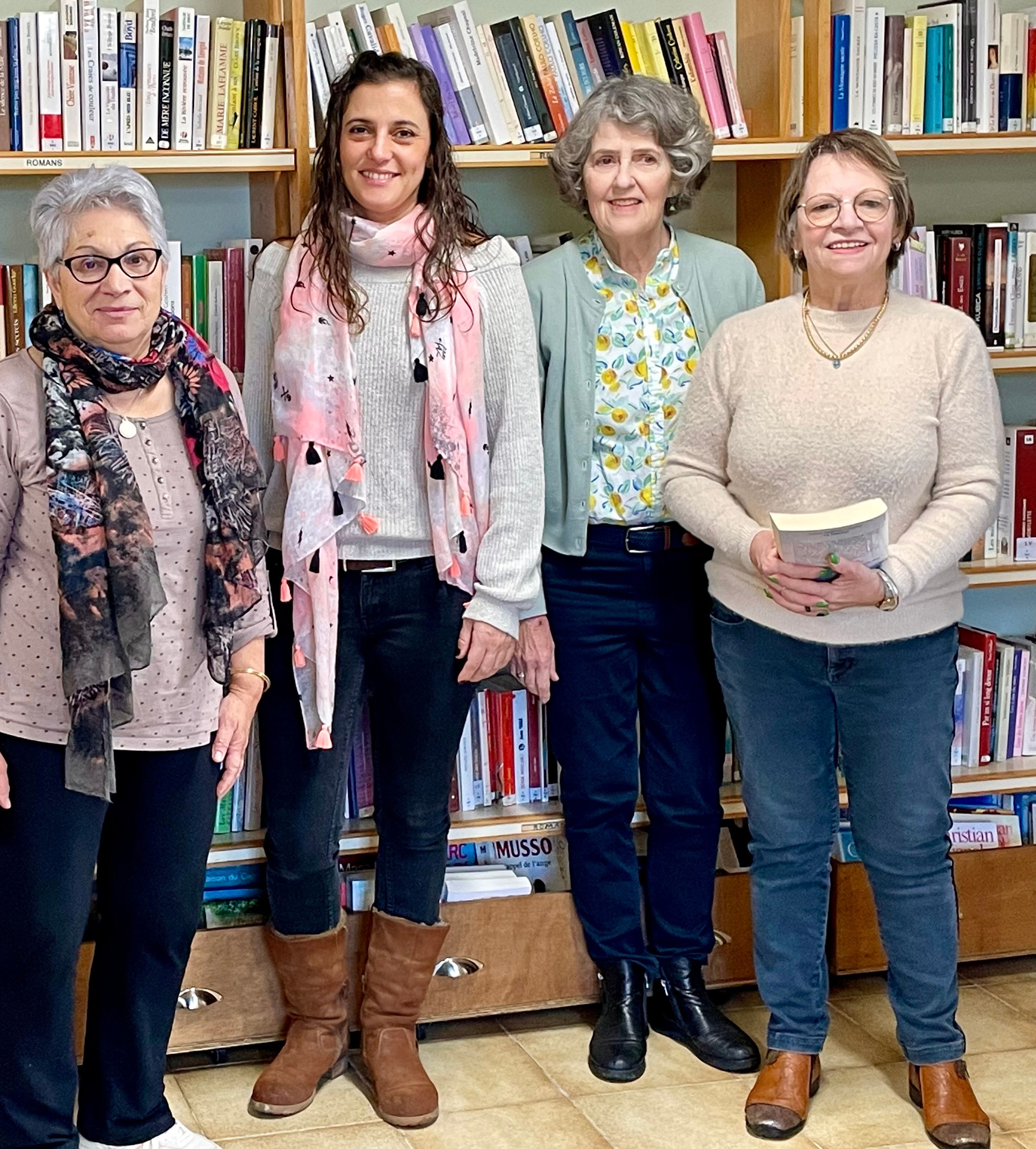les-4-benevoles-de-la-bibliotheque-de-verdalle