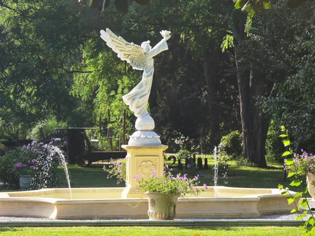 Jardin de l'Ange, Château de Verdalle